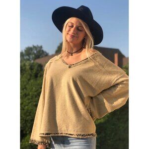 POL Brown + Black Cheetah Print Reversible V-Neck Long Sleeve Sweatshirt Small